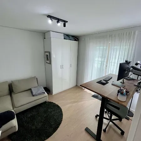 Helle 3-zimmer-wohnung Mit Terrasse Frankfurt am Main