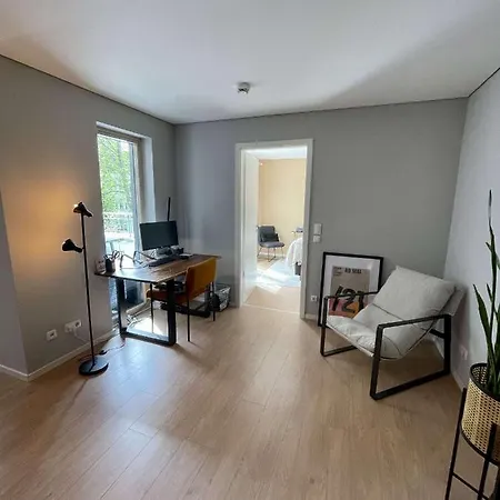 Helle 3-zimmer-wohnung Mit Terrasse Apartment Frankfurt am Main